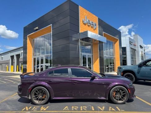 Used 2022 Dodge Charger SRT Hellcat RWD image 1