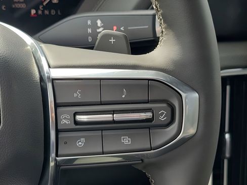 New 2026 GMC Yukon XL Denali w/ Sun & Power Step Package image 37