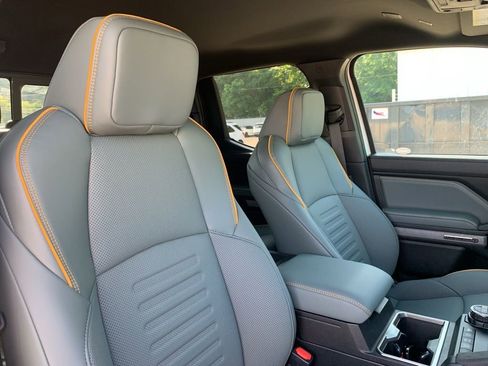 New 2025 Toyota Tacoma Trailhunter w/ Tow Tech Package AWD/4WD image 18