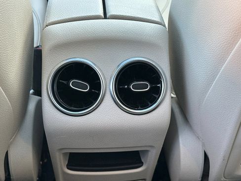 Certified 2023 Mercedes-Benz GLB 250 image 16