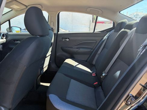 Used 2025 Nissan Versa SV FWD image 23