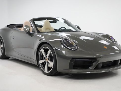 Certified 2022 Porsche 911 Carrera S image 8