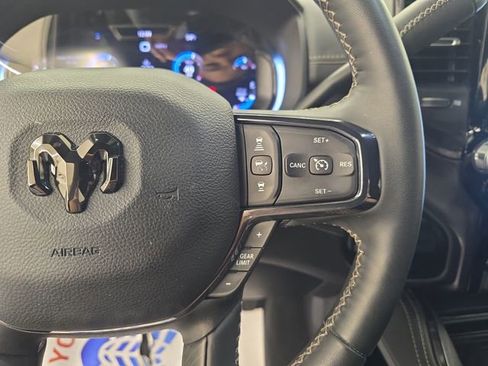 Used 2024 RAM 2500 Limited AWD/4WD image 36