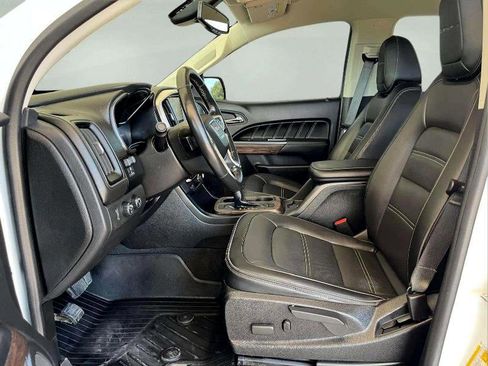 Used 2021 GMC Canyon Denali image 12