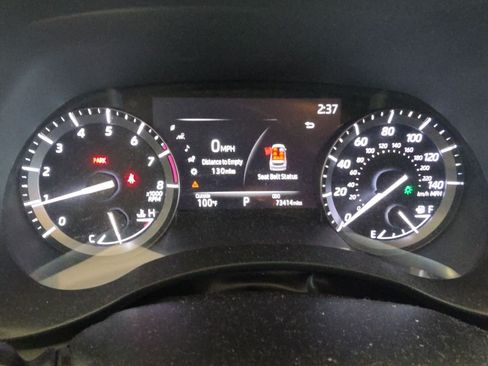 Used 2020 Toyota Highlander XLE AWD/4WD image 12