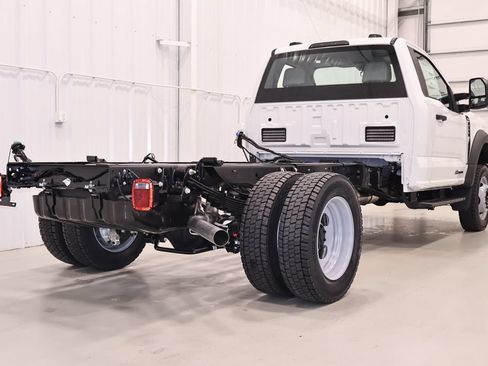 New 2026 Ford F550 4x4 Regular Cab Super Duty image 9