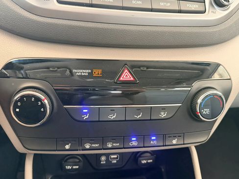 Used 2016 Hyundai Tucson Sport FWD image 16