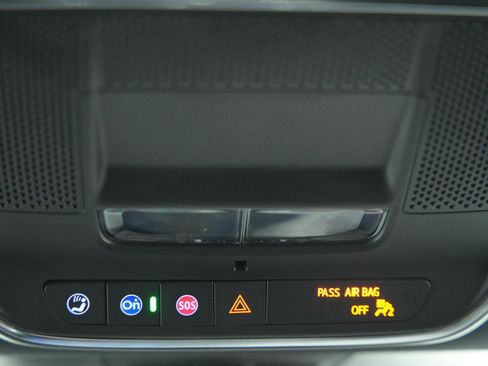 Used 2025 Chevrolet Blazer EV RS AWD/4WD image 44