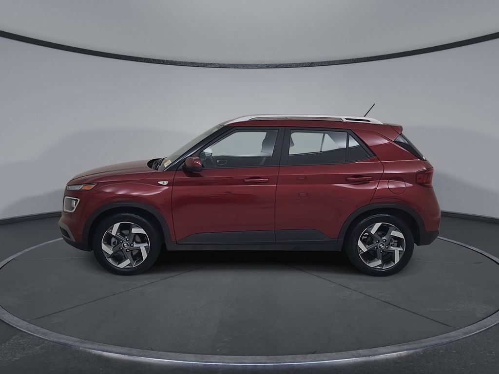 Used 2025 Hyundai Venue SEL FWD image 11