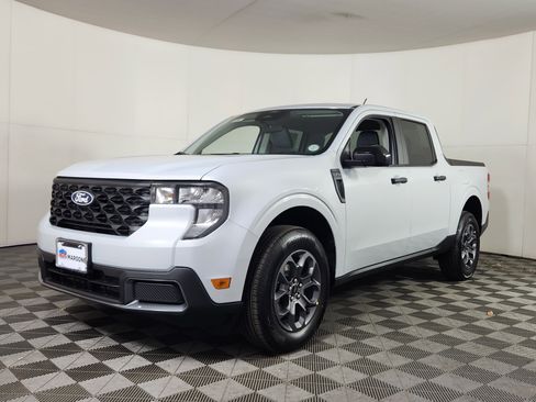 New 2026 Ford Maverick XLT w/ Equipment Group 301A image 3