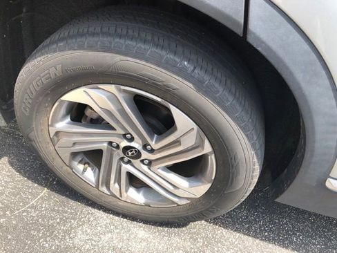 Used 2023 Hyundai Santa Fe SEL w/ Premium Package AWD/4WD image 11