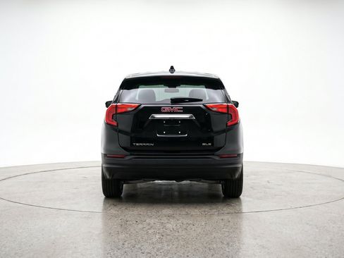 Used 2024 GMC Terrain SLE FWD image 7
