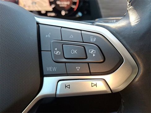 Used 2024 Volkswagen Atlas SEL Premium R-Line image 19