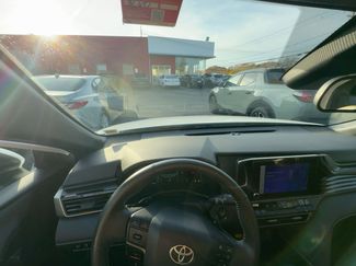 Used 2025 Toyota Camry SE video 2