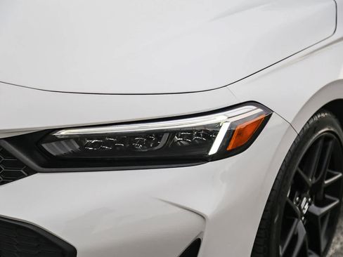 Used 2025 Honda Civic Sport image 9