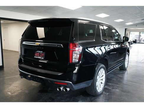 Used 2022 Chevrolet Tahoe Premier AWD/4WD image 7
