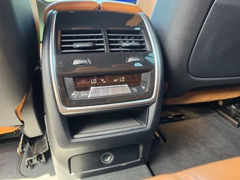 Used 2022 BMW X5 M50i w/ Executive Package AWD/4WD image 11