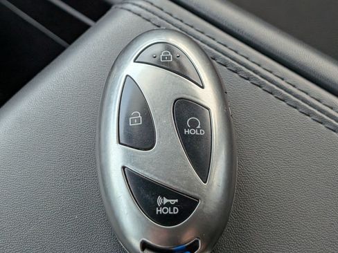 Used 2025 Hyundai Santa Fe SE FWD image 27