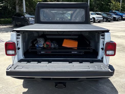 Used 2020 Jeep Gladiator Sport AWD/4WD image 30