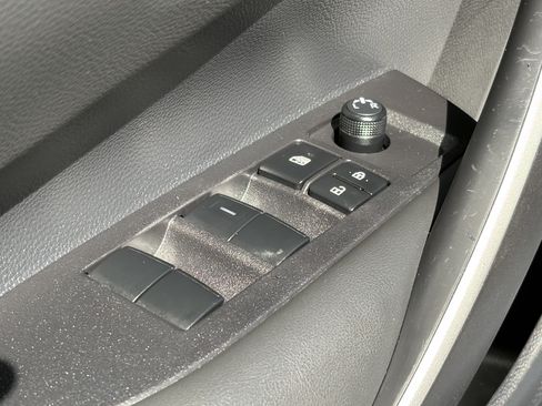 Certified 2025 Toyota Corolla SE FWD image 29