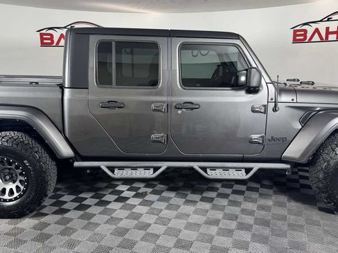 Used 2022 Jeep Gladiator Sport AWD/4WD image 7