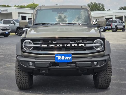 New 2026 Ford Bronco Outer Banks w/ Sasquatch Package AWD/4WD image 3