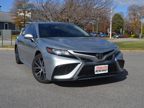 Used 2021 Toyota Camry SE image 20