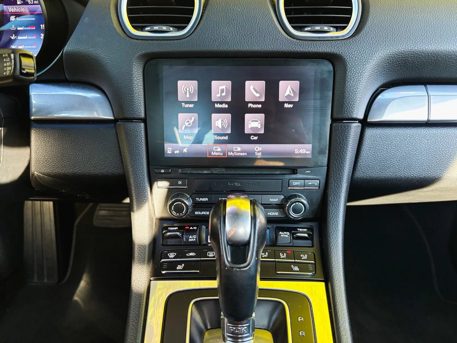 Used 2018 Porsche 718 Cayman RWD image 31