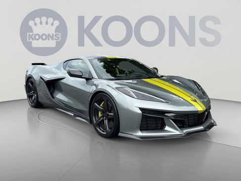 Used 2023 Chevrolet Corvette Z06 w/ Engine Appearance Package RWD image 8