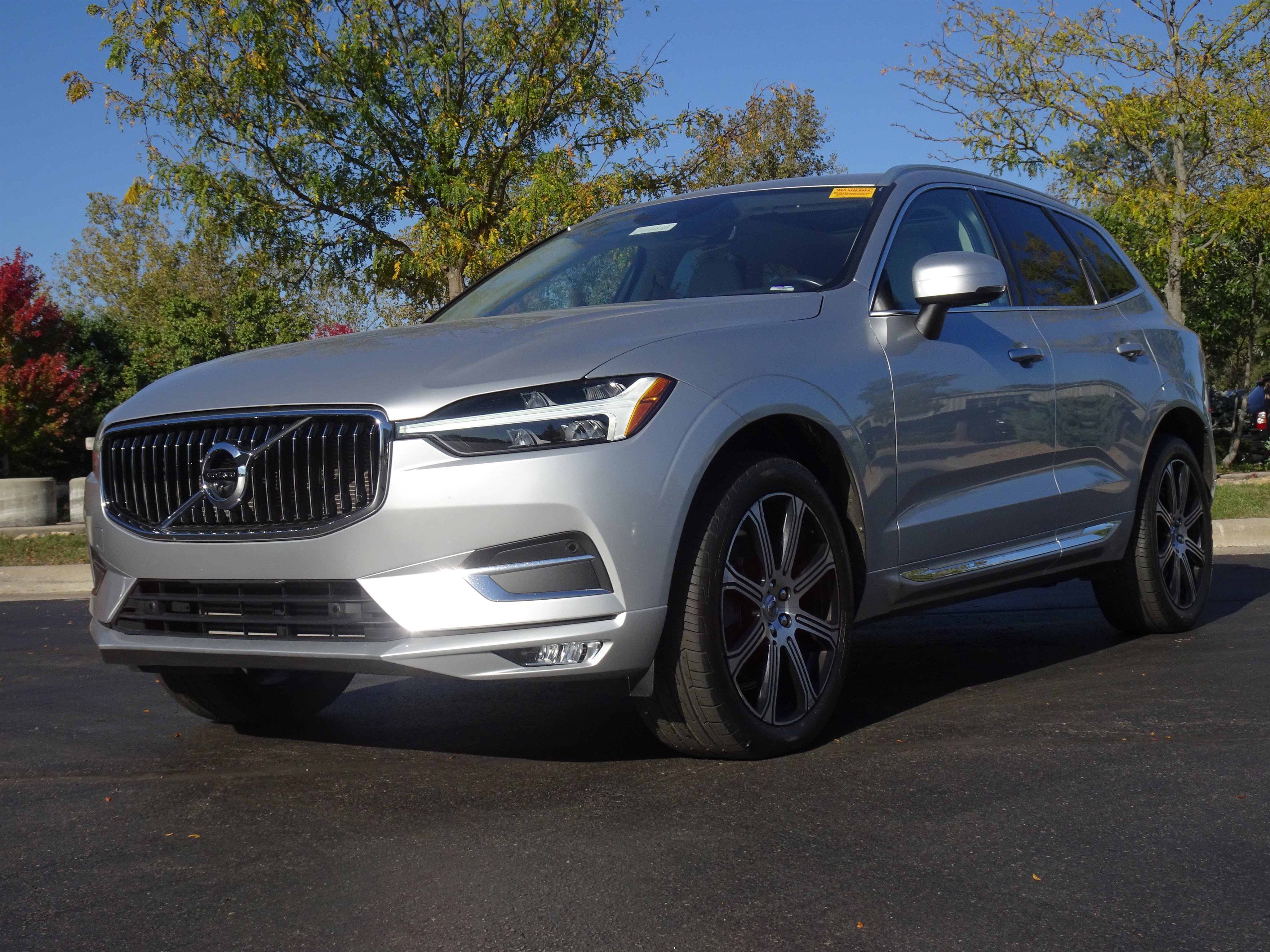 Used 2021 Volvo XC60 T6 Inscription AWD/4WD image 1