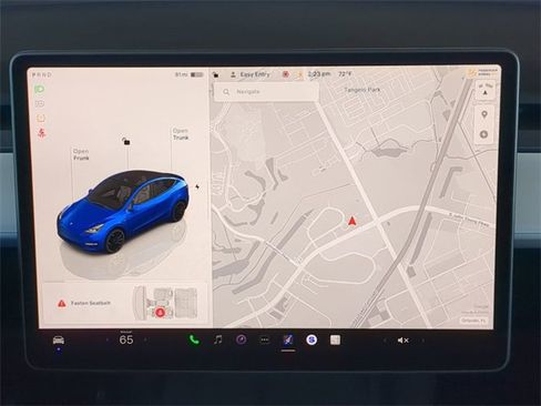 Used 2025 Tesla Model Y Performance image 25