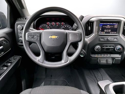 Used 2024 Chevrolet Silverado 1500 Custom image 11