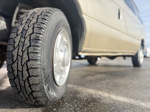 Used 2008 Ford E-350 and Econoline 350 XL image 35