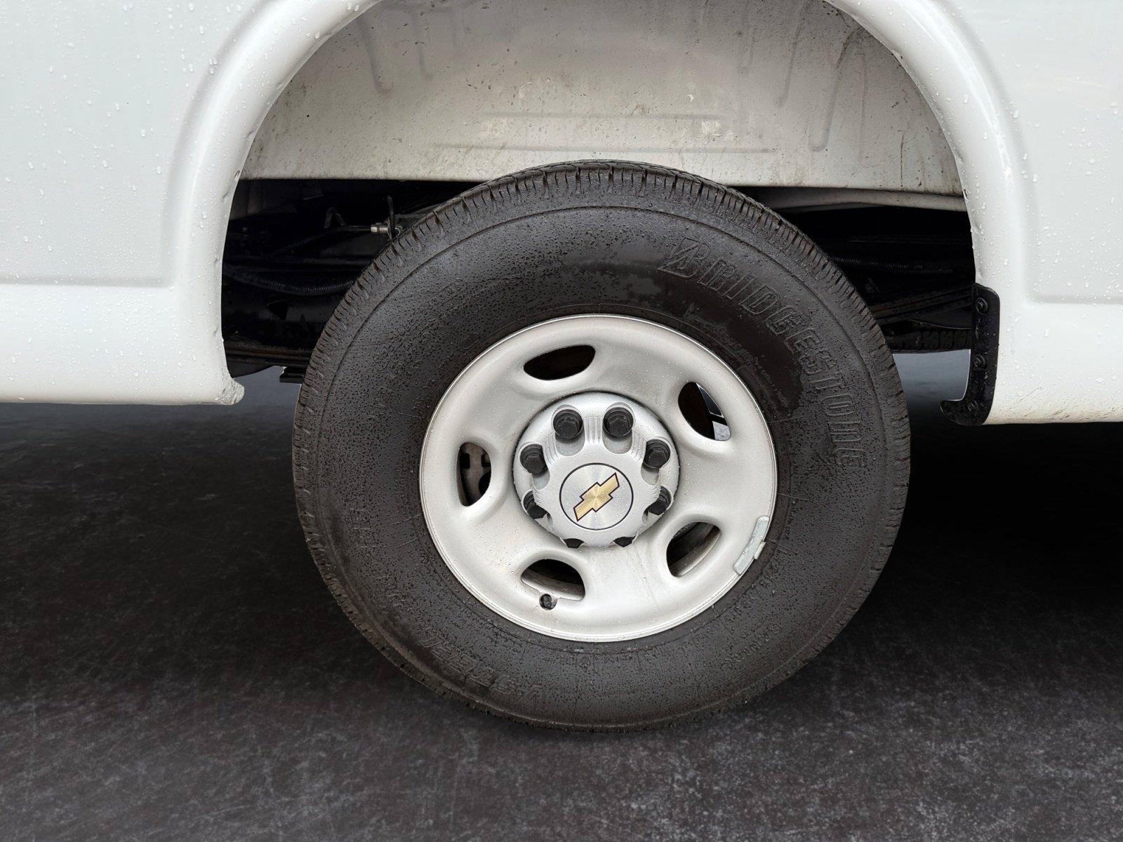 Used 2025 Chevrolet Express 2500 Extended w/ Driver Convenience Package RWD image 26
