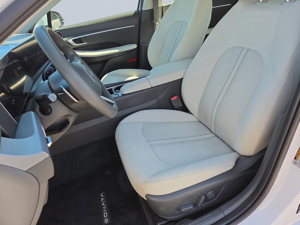 Certified 2024 Hyundai Sonata SEL FWD image 11