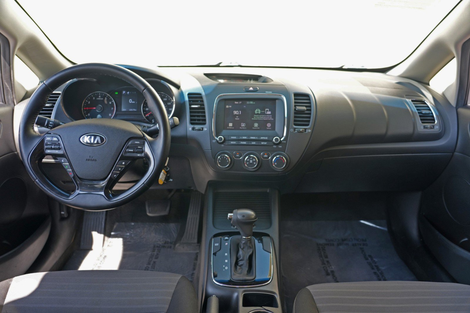 Used 2018 Kia Forte S FWD image 11