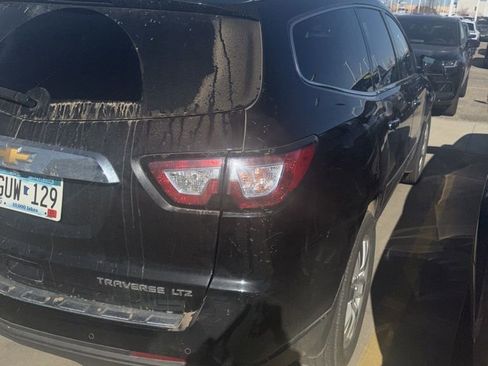 Used 2016 Chevrolet Traverse LTZ image 3