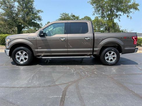 Used 2016 Ford F150 XLT w/ Equipment Group 302A Luxury AWD/4WD image 4