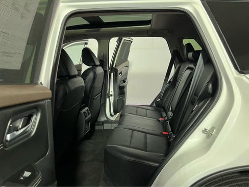 Certified 2023 Nissan Rogue SV w/ SV Premium B Package AWD/4WD image 25