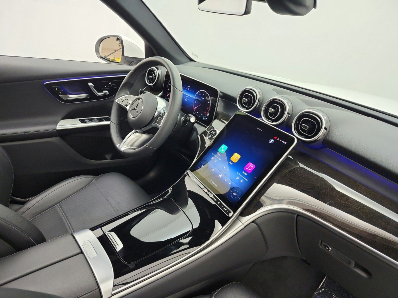 Certified 2026 Mercedes-Benz GLC 300 4MATIC image 18