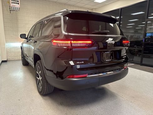 New 2025 Jeep Grand Cherokee L Limited image 16