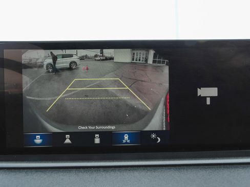 Used 2023 Acura MDX SH-AWD w/ Technology Package image 18