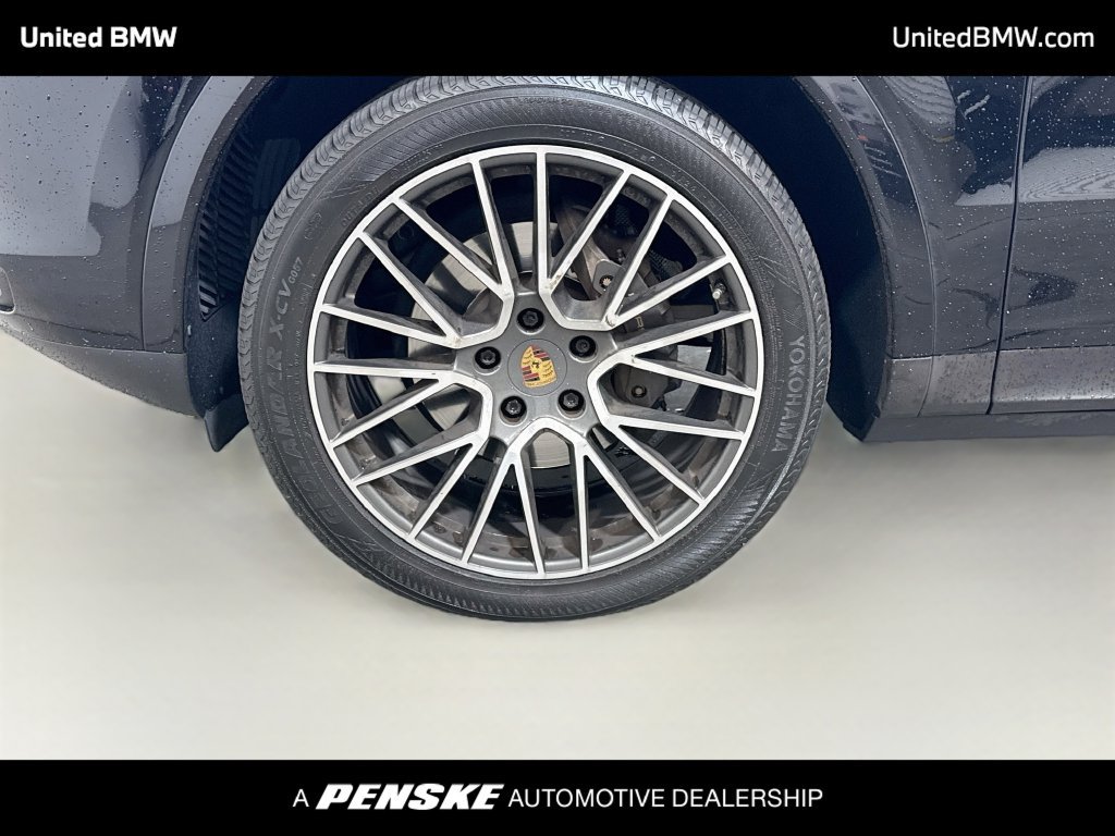 Used 2020 Porsche Cayenne AWD/4WD image 9
