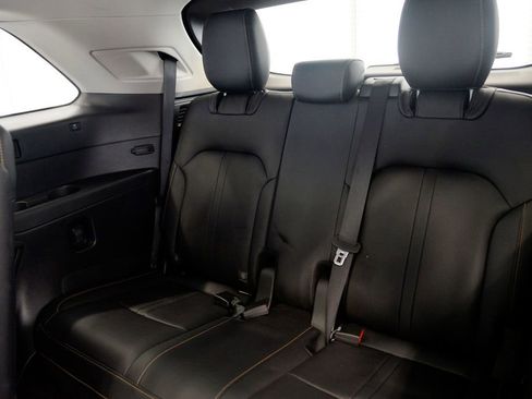 Certified 2024 MAZDA CX-90 3.3 Turbo w/ Premium Package image 31