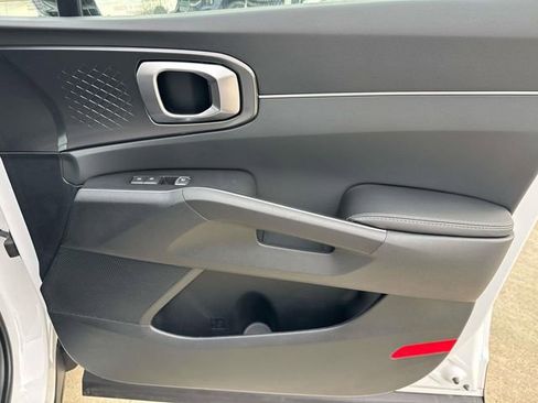 New 2026 Kia Sorento S w/ S Panoramic Sunroof Package FWD image 18