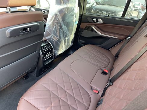 New 2026 BMW X5 xDrive40i w/ M Sport Package image 13