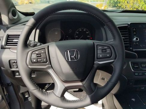 New 2025 Honda Ridgeline RTL+ image 32