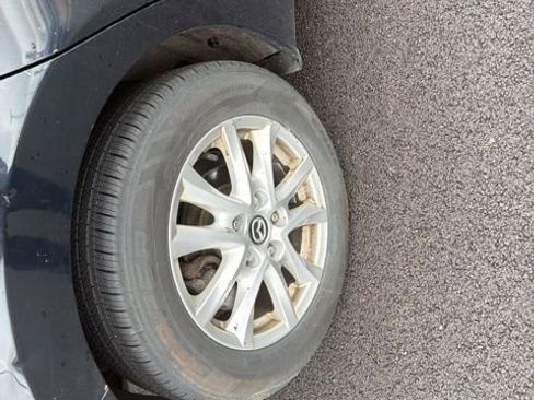 Used 2014 MAZDA MAZDA3 i Touring image 11