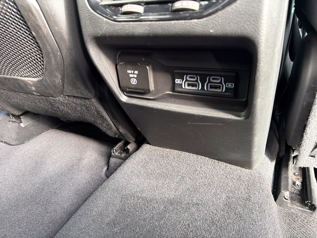 Used 2023 Jeep Grand Cherokee Altitude AWD/4WD image 22
