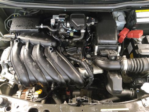 Used 2016 Nissan Versa SV FWD image 30
